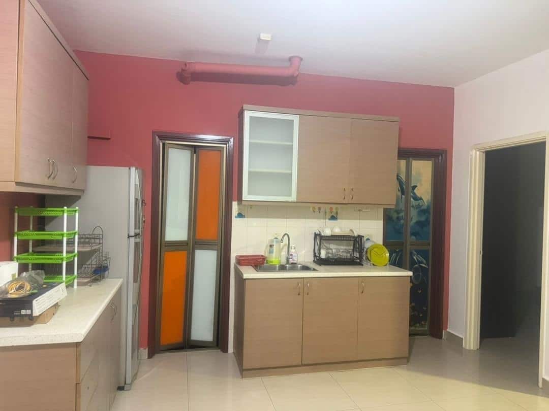 Service Apartment Suriamas @Larkin 4