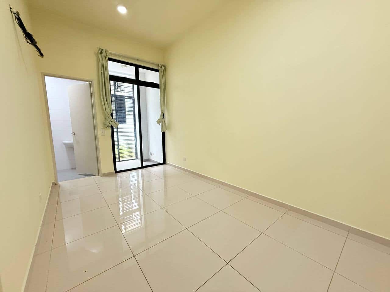 2 Storey Cluster House Bukit Indah 5