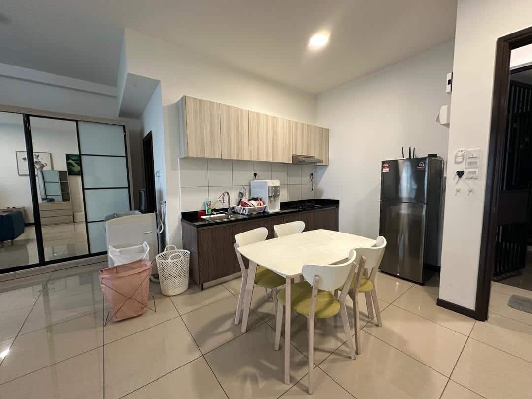 Studio Molek Regency 5