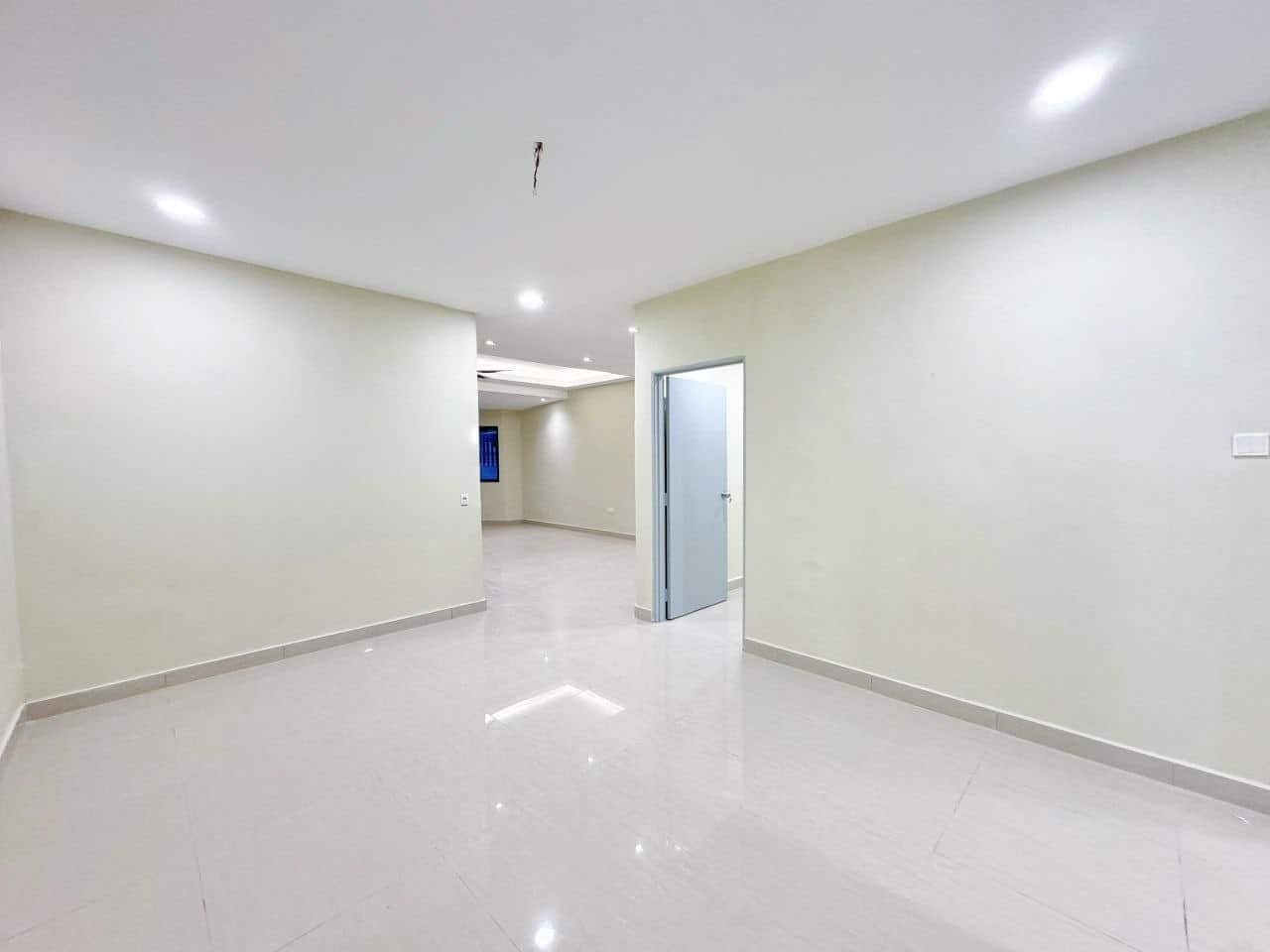 Double Storey Taman Timur 4