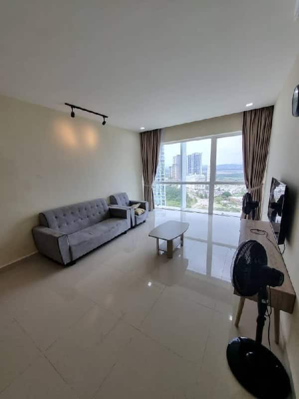 Condo Medini