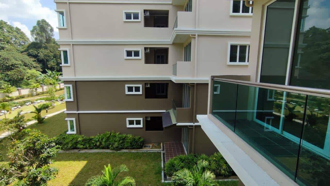 Intermediate Larkin Residence 2 11