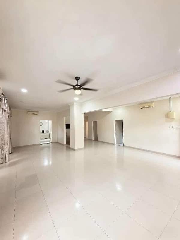 Single-Storey Corner Taman Daya