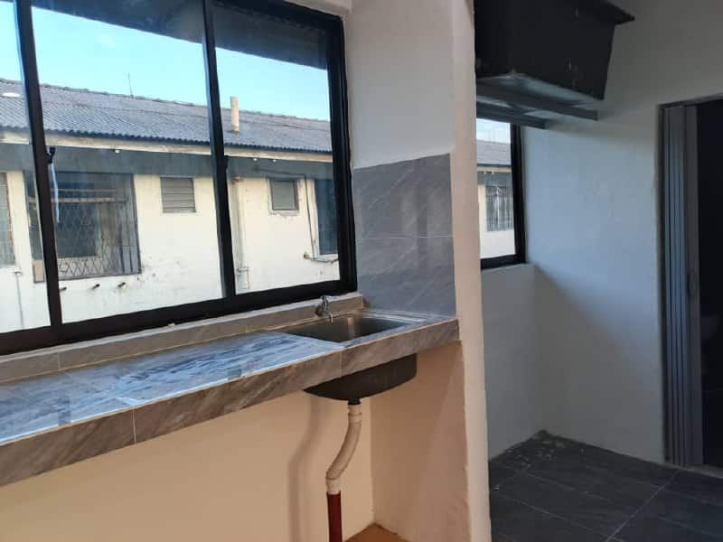 Flat Taman Ungku Tun Aminah 8