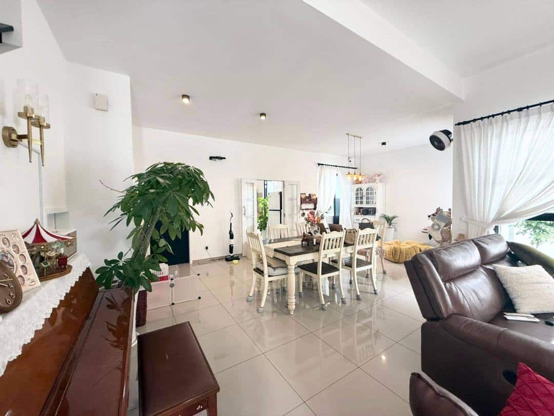 Double Storey Terrace The Tate Alton Eco Botanic