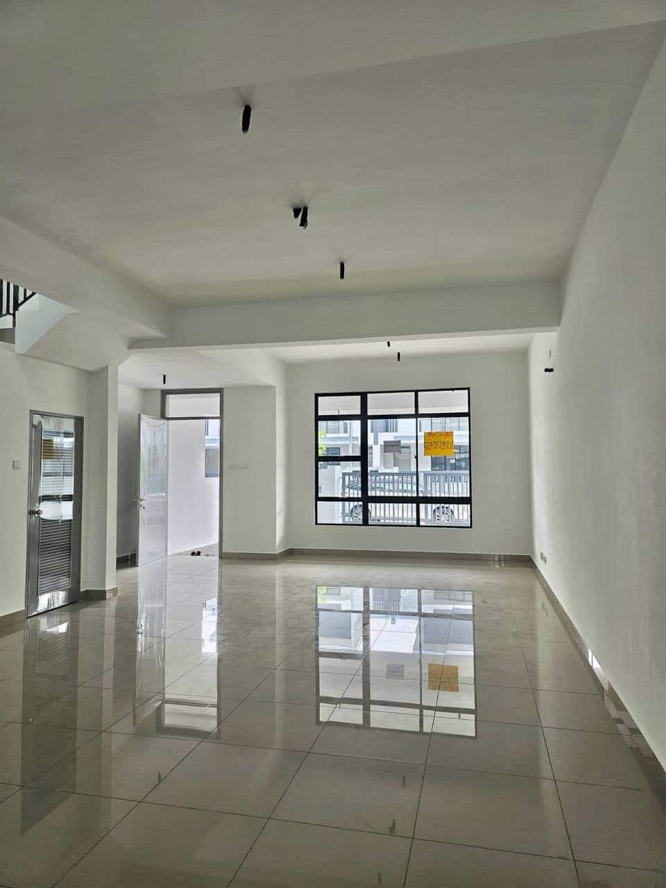 Double Storey @ Intermediate Molek 2