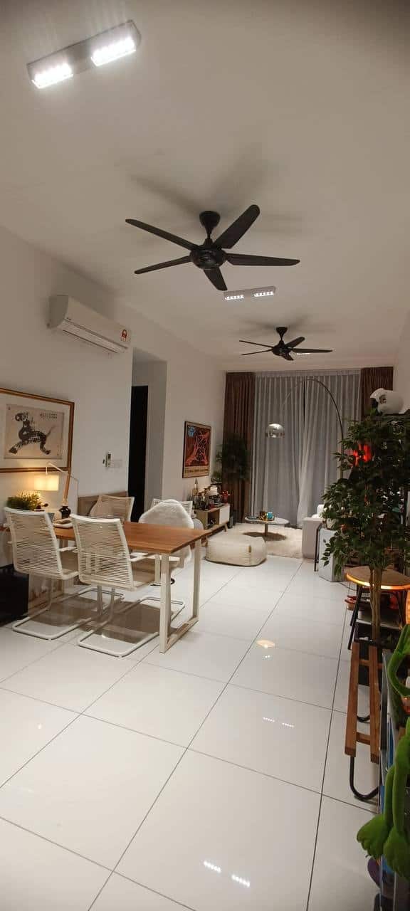 Balcony unit Setia Sky88