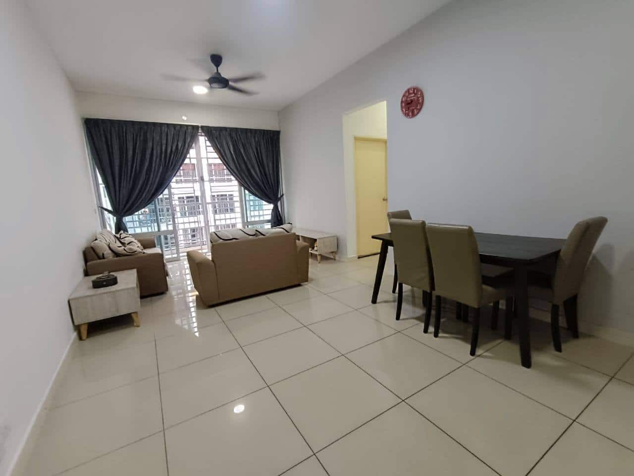 Service Apartment (Middle Floor) - Intermediate Greenfield Regency