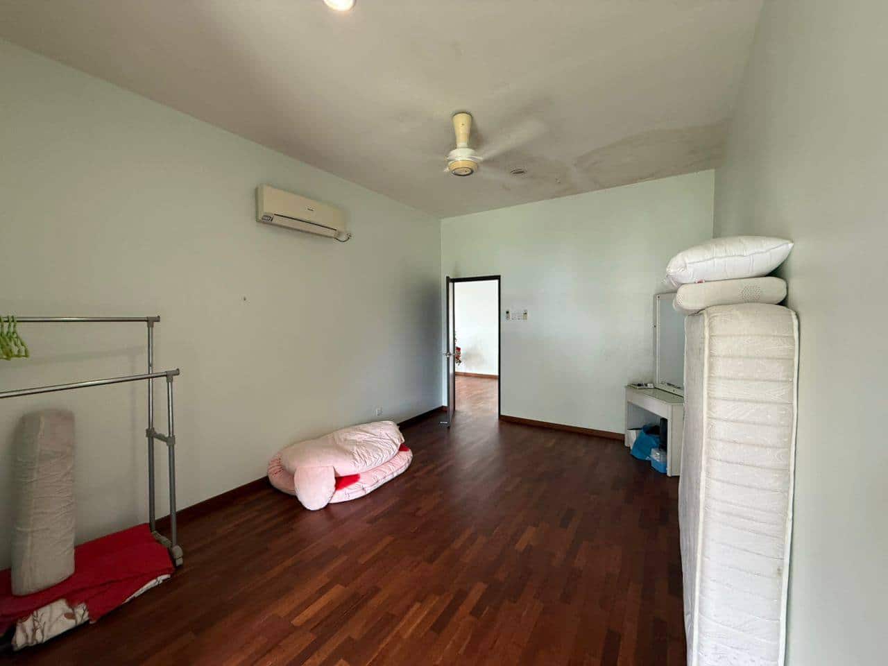 Double Storey Semi-Detached House Horizon Hills 7