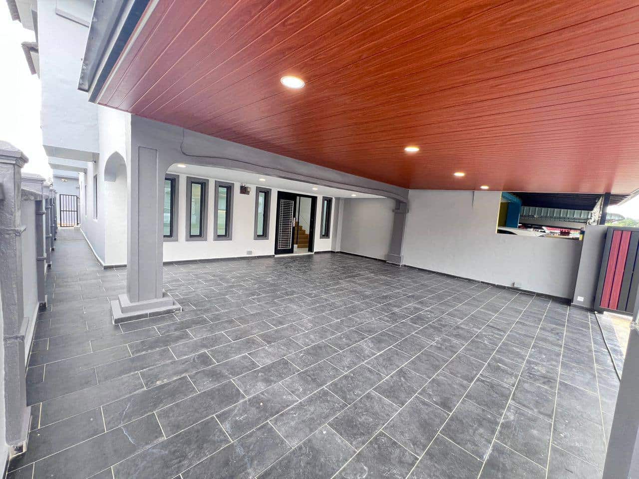 Double Storey Terrace End Lot Bukit Indah 5