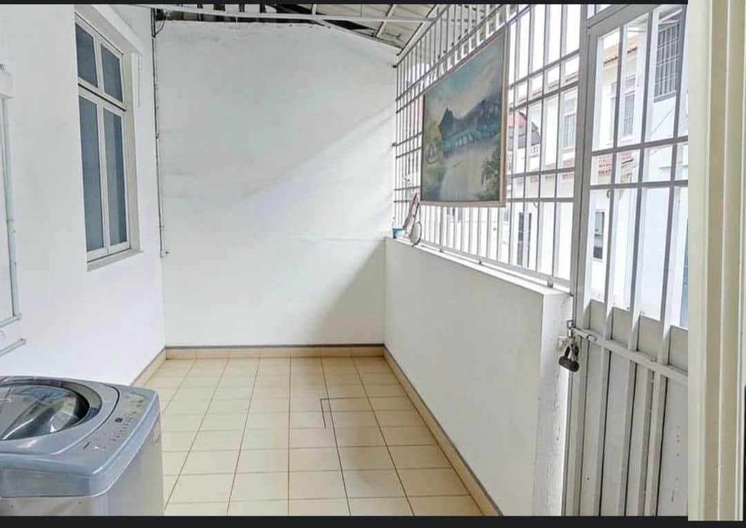 Double Storey Terrace Setia Indah 6