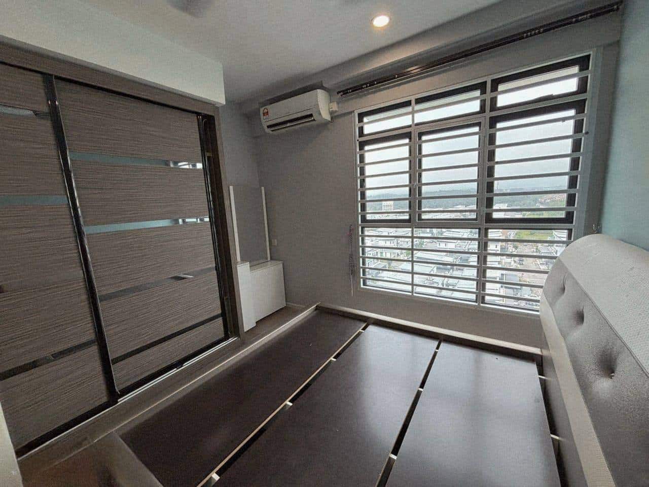 Service Residence The Garden Residences 4