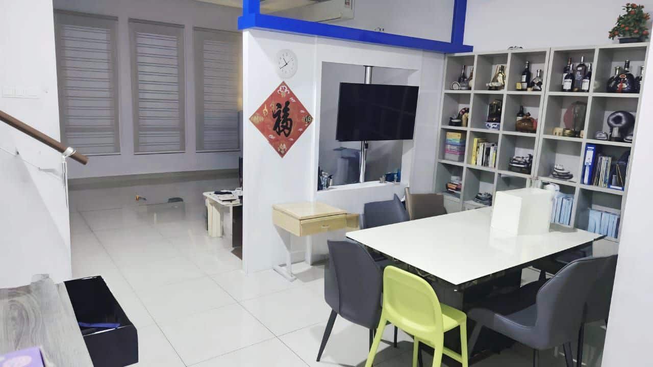 Double Storey Terrace House Austin Residence 1