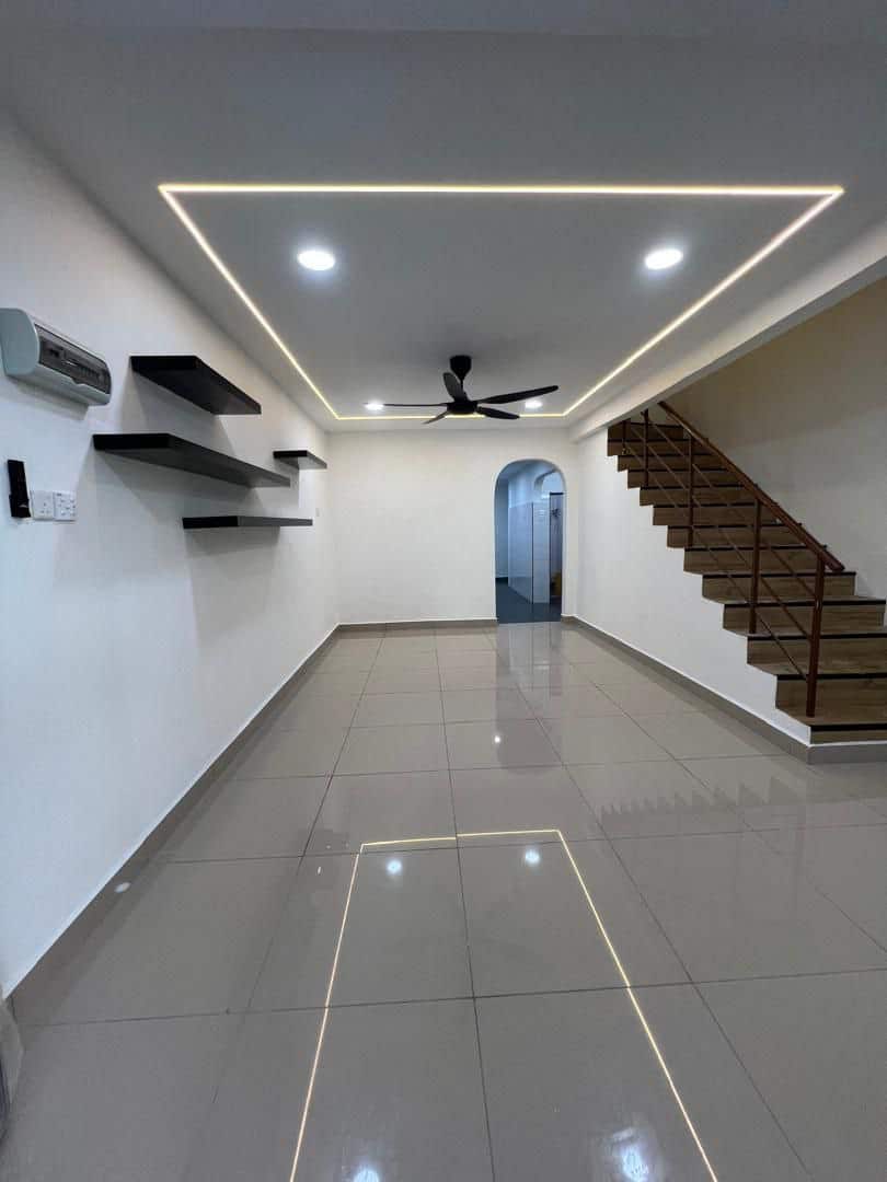 Double Storey Taman Johor Jaya 2