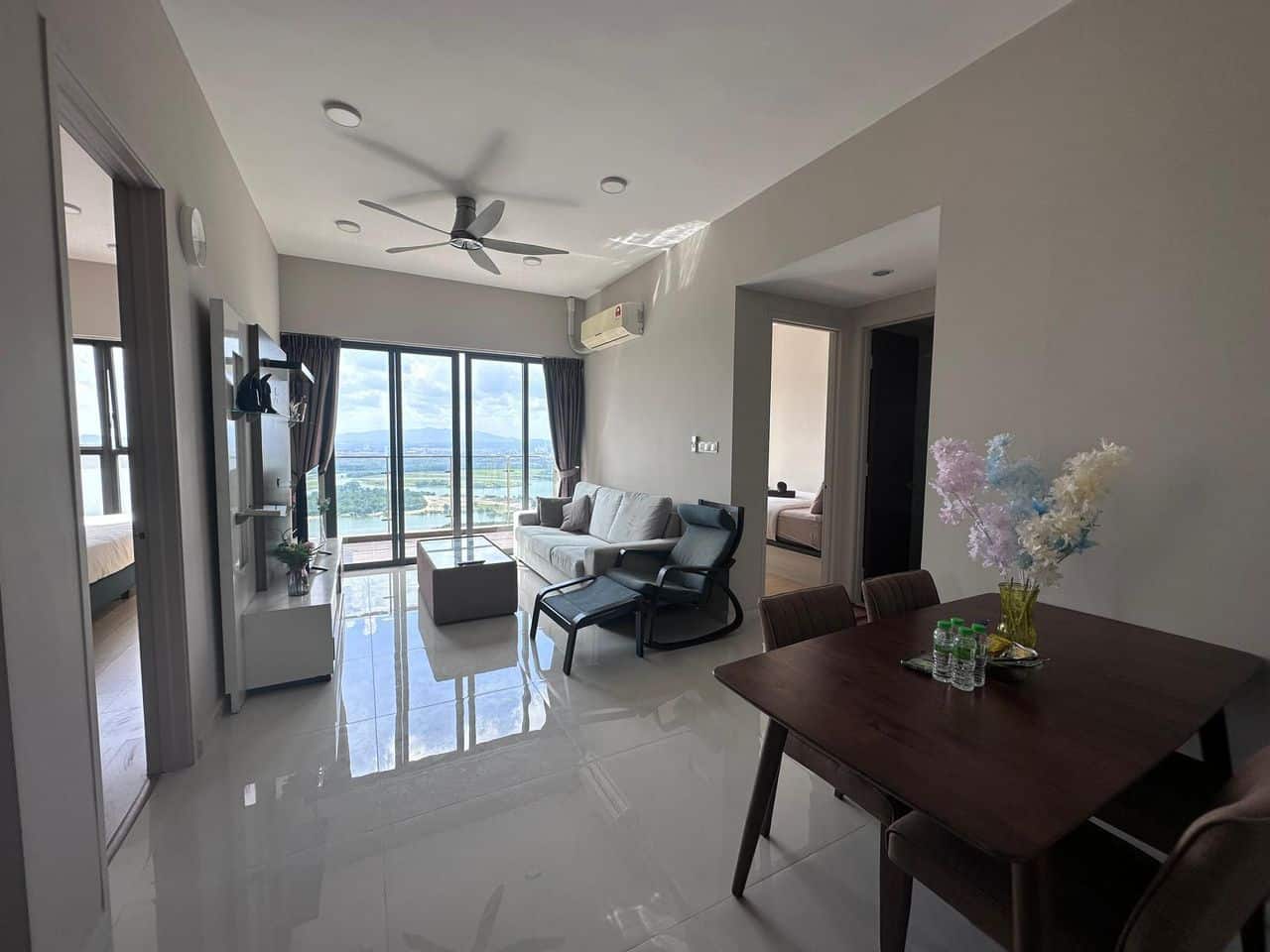 Condo Country Garden Danga Bay 3