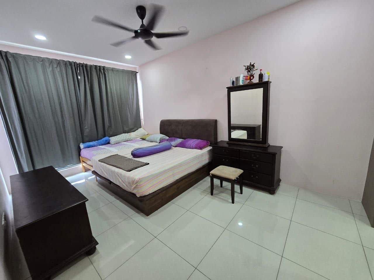 Condominium Taman Perling 5