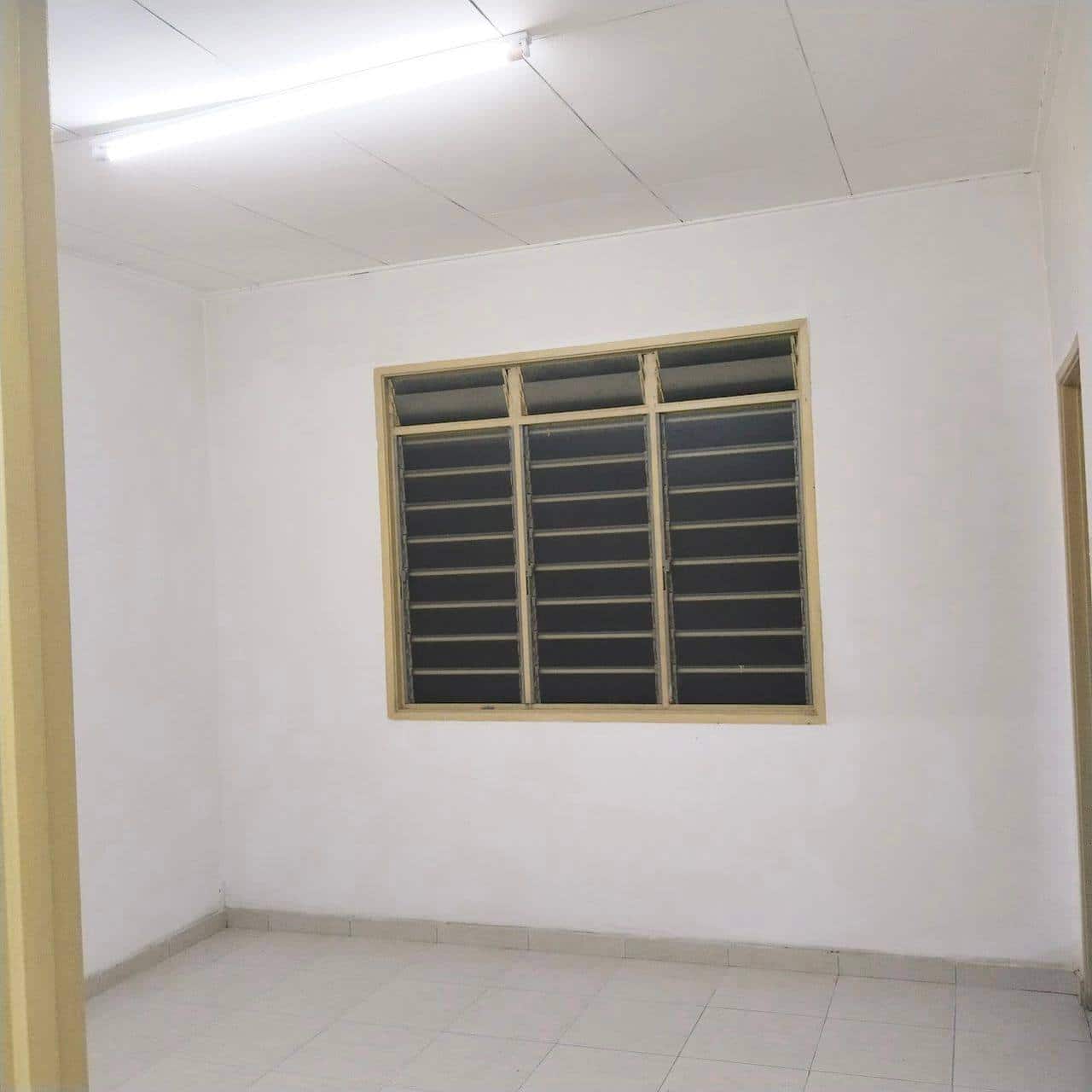 Double storey medium cost corner lot Jalan Pulai Jaya 7