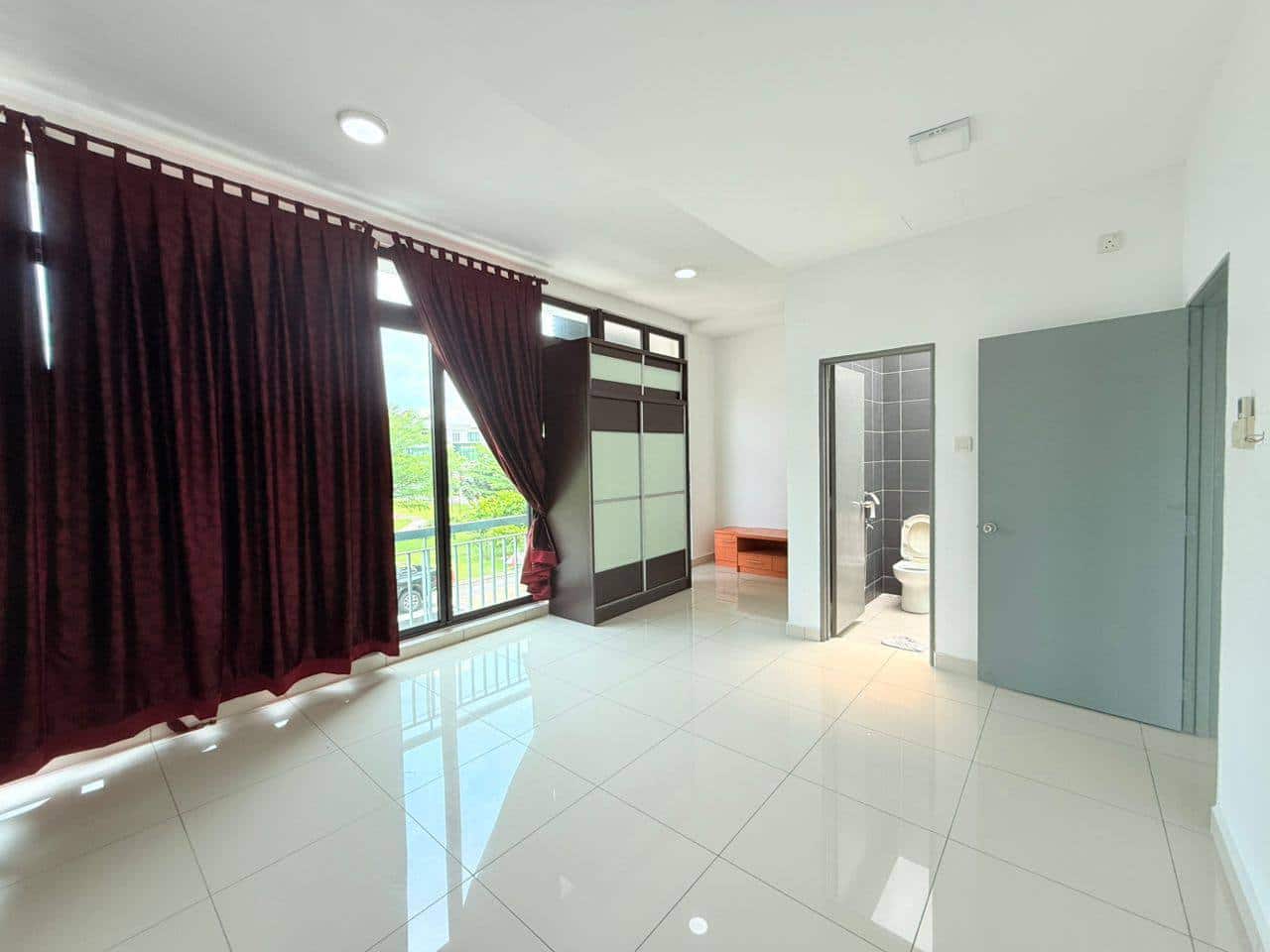 3 Storey Cluster House Opal @ Mutiara Mas 4