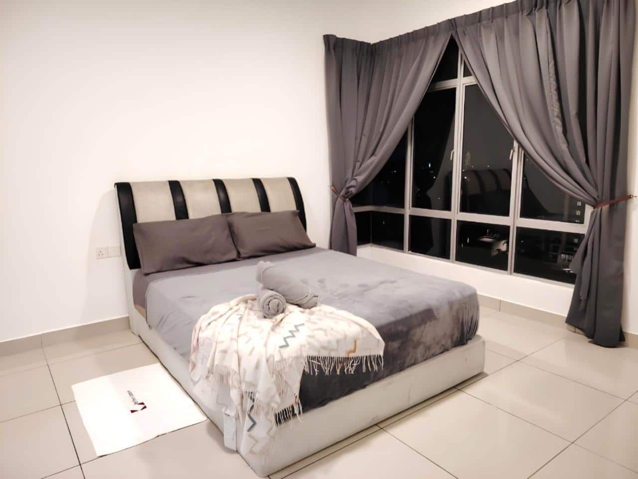 Condominium Aliff Avenue 3