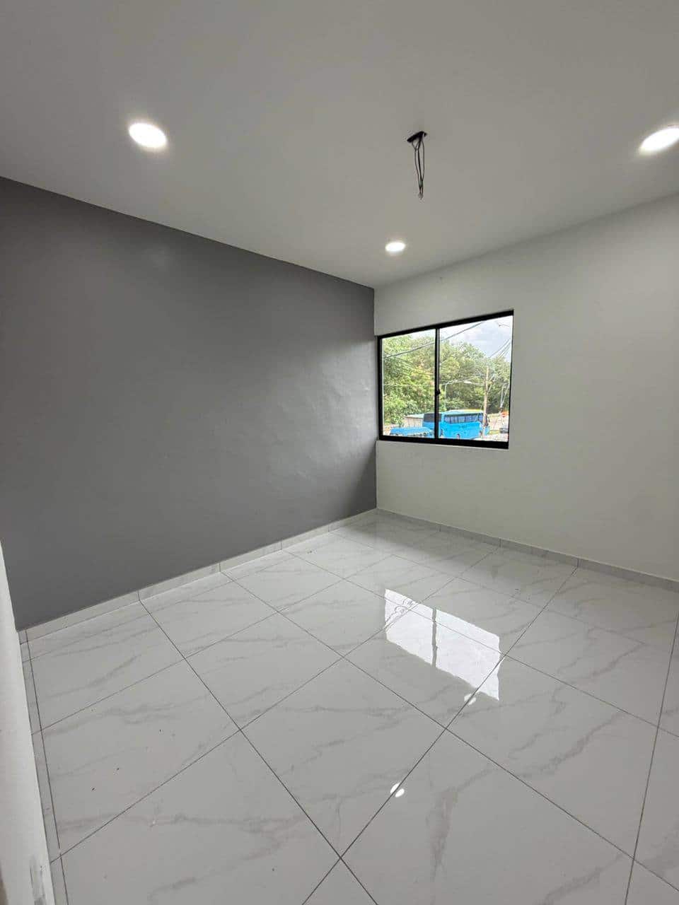 Double Storey Low Cost Corner Taman Mount Austin 7