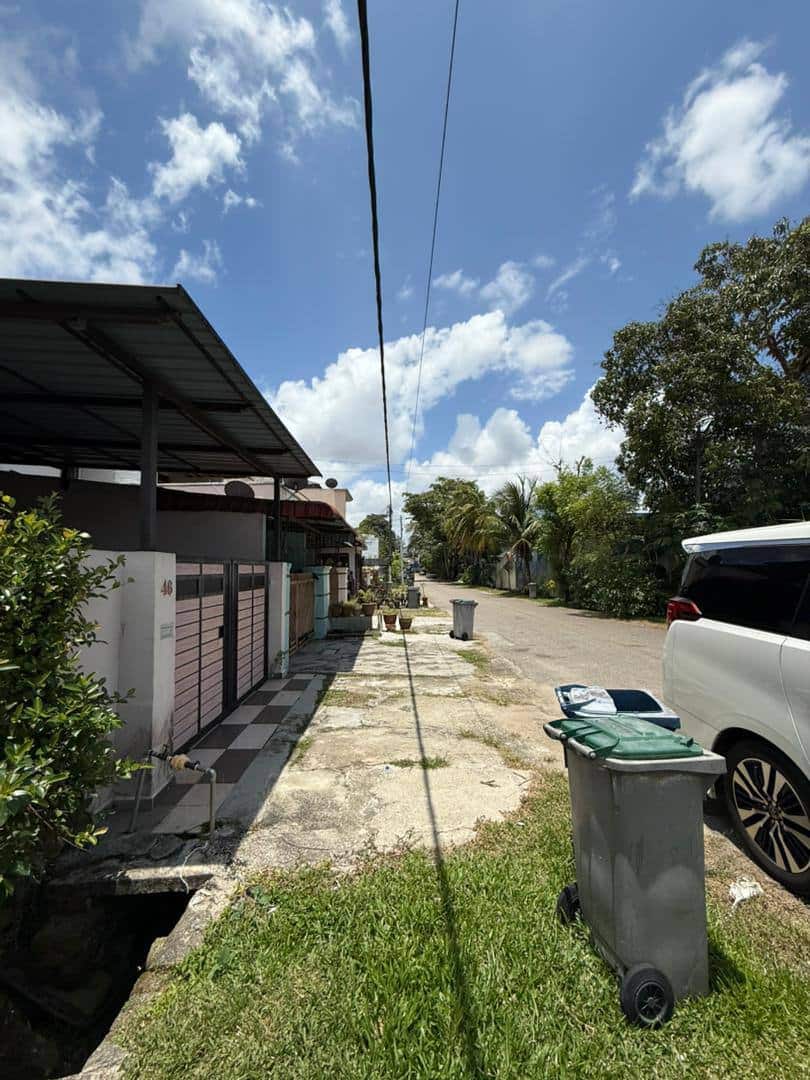 Double Storey Low Cost Pasir Putih 2