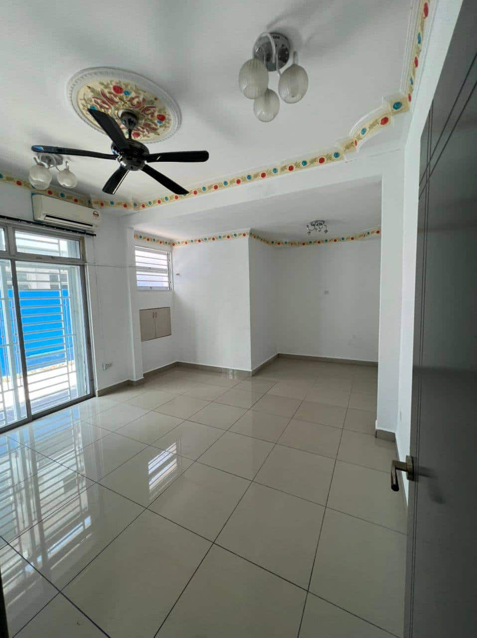 House Taman Mutiara Rini 4