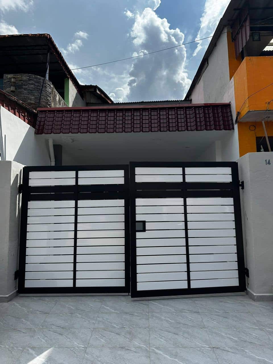 Double Storey Low Cost Kota Masai 12