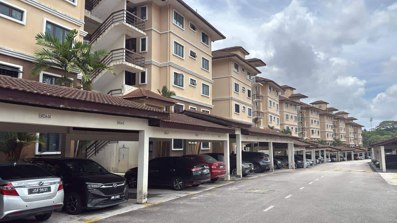 Double Storey Semi-D Taman Sentosa 11
