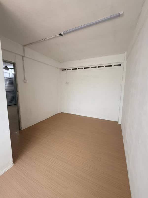 Low Cost Flat Taman Ungku Tun Aminah 6