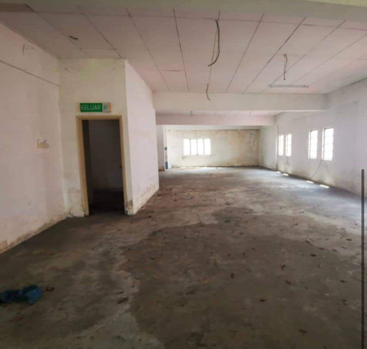 4-Storey Corner Shoplot Bandar Indahpura 3