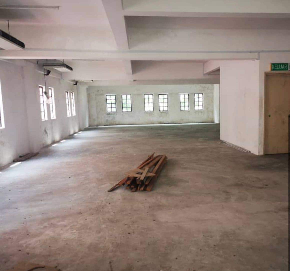 4-Storey Corner Shoplot Bandar Indahpura 2