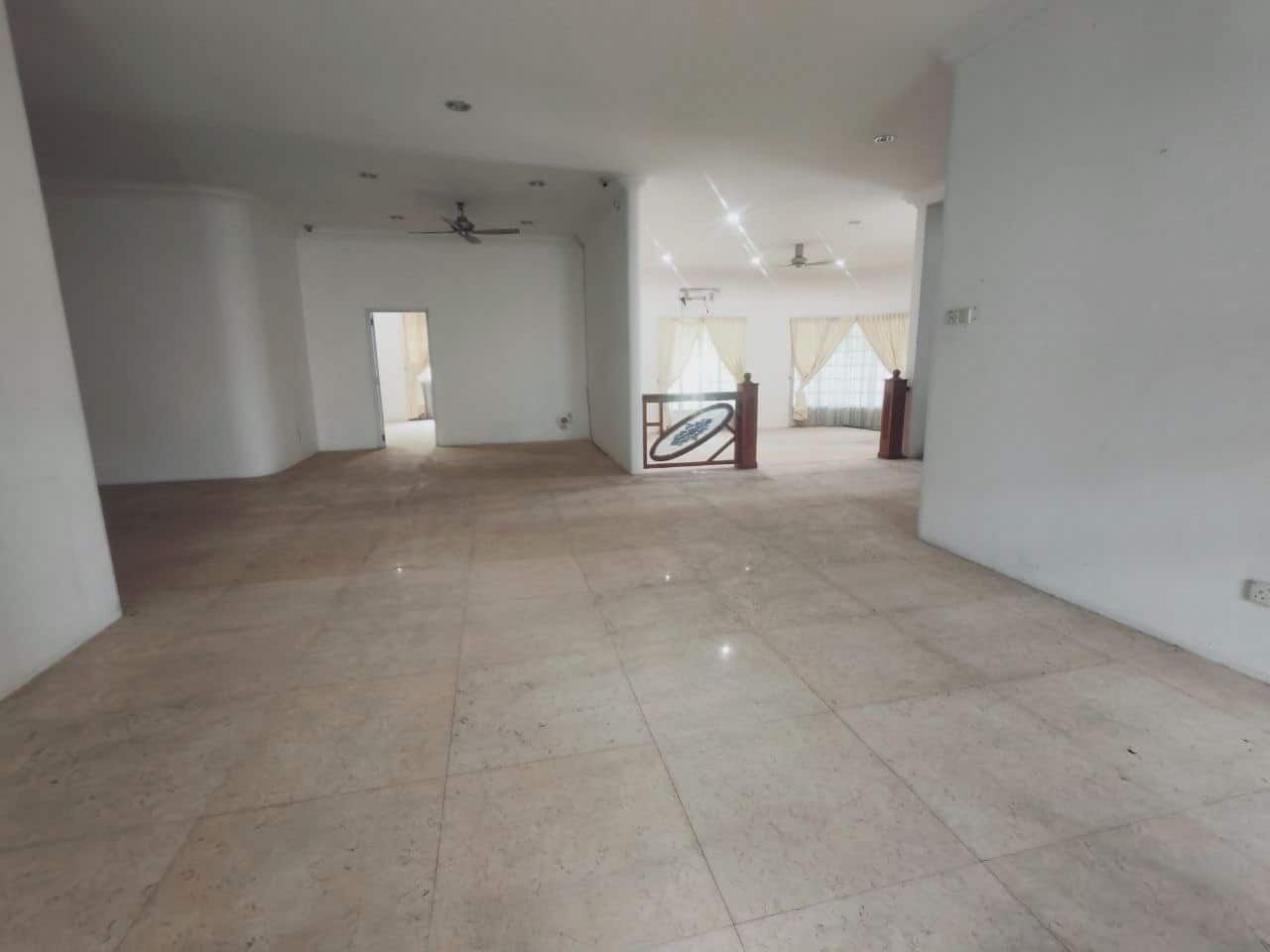 Double Storey Bungalow JB Town 3