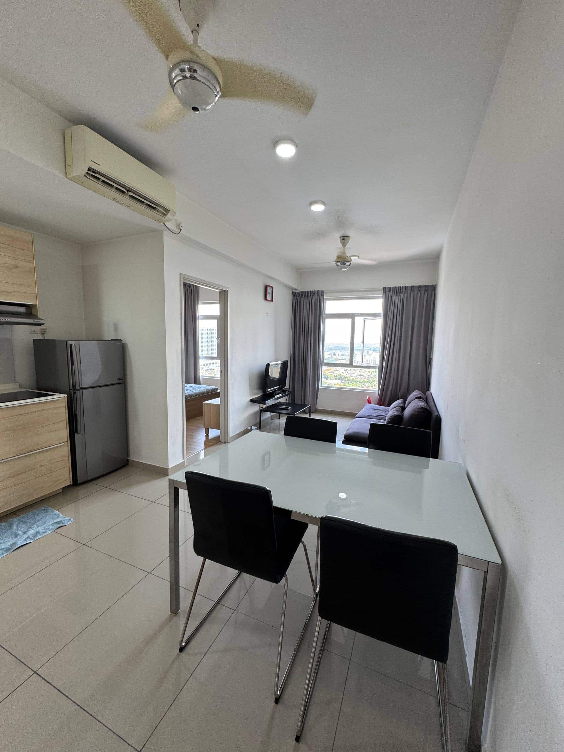 Apartment Taman Perling 2