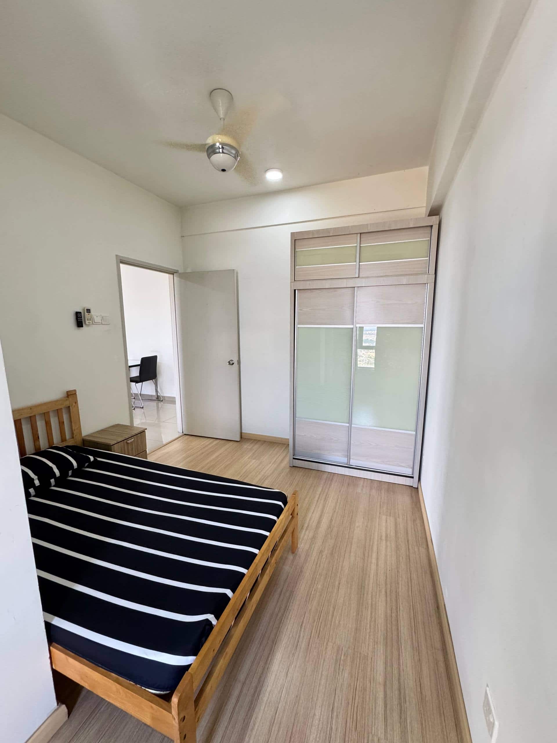 Apartment Taman Perling 5