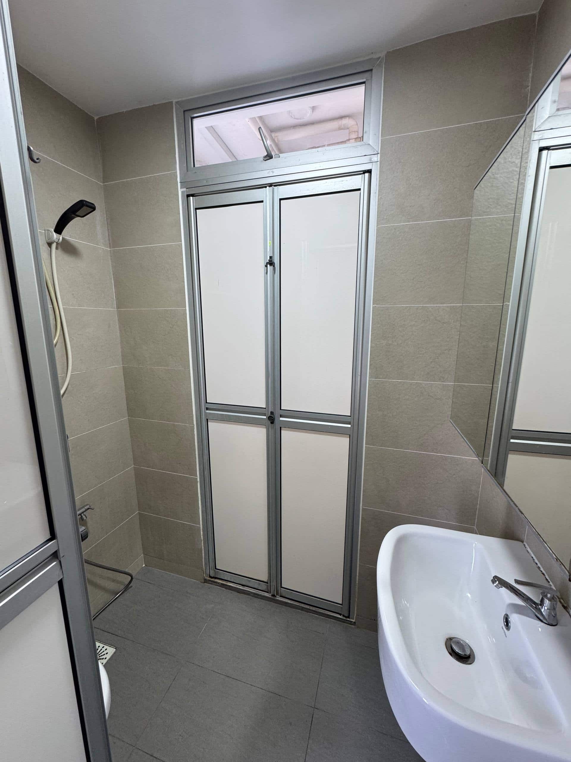 Apartment Taman Perling 8