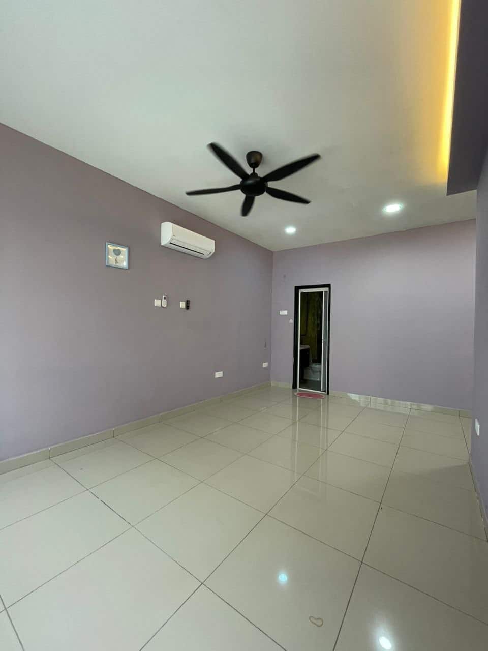 Apartment Taman Mount Austin 4