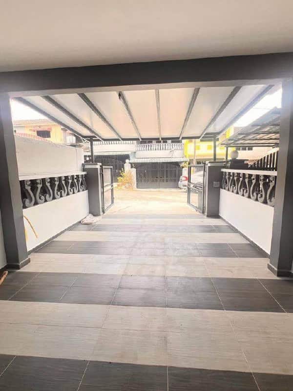 Double Storey Low Cost House Jalan Melunak 1