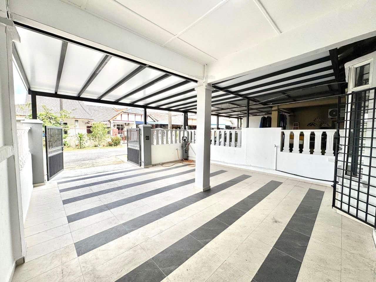 Single storey terrace house Jalan Kemuliaan 3x 2