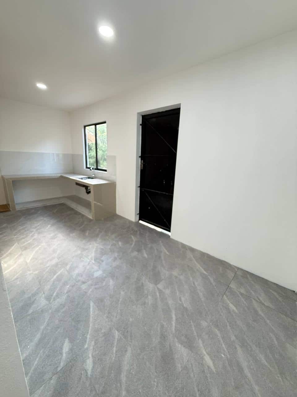 Double Storey Terrace Jalan Selasih 1x 6