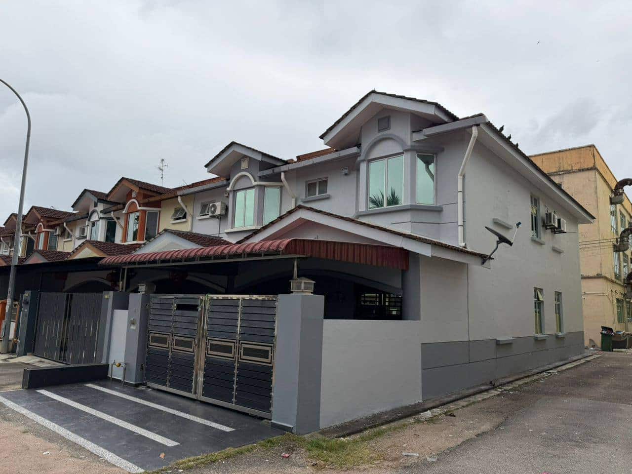 Double Storey End lot Taman Nusa Bestari 6