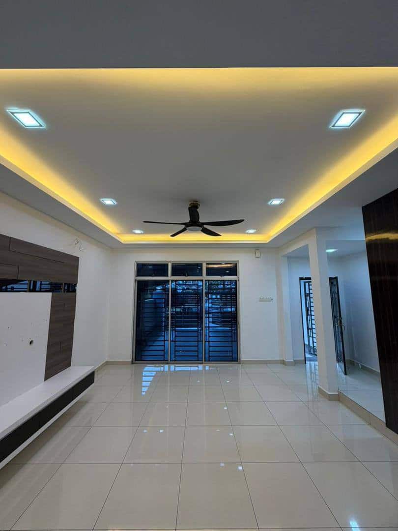 Double Storey End lot Taman Nusa Bestari 3