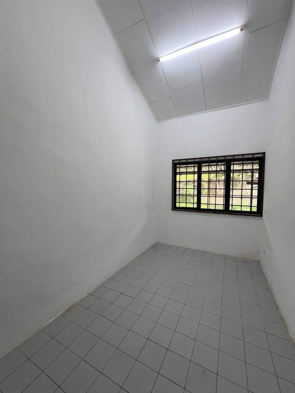 Single Storey Terrace Jalan Kekabu 5 6