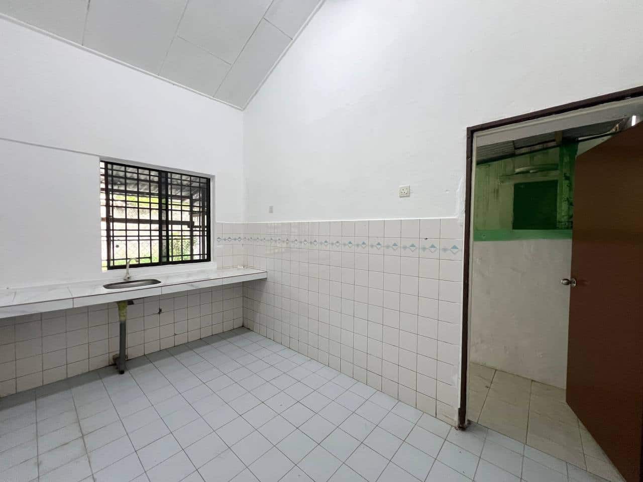 Single Storey Terrace Jalan Kekabu 5 2