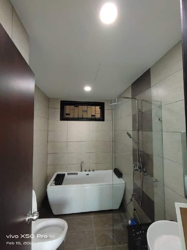 Studio Molek Regency 4