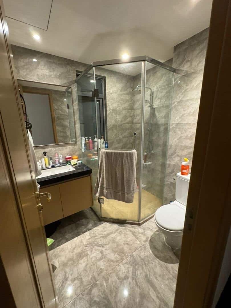 2 Bedroom R&F Princess Cove 7