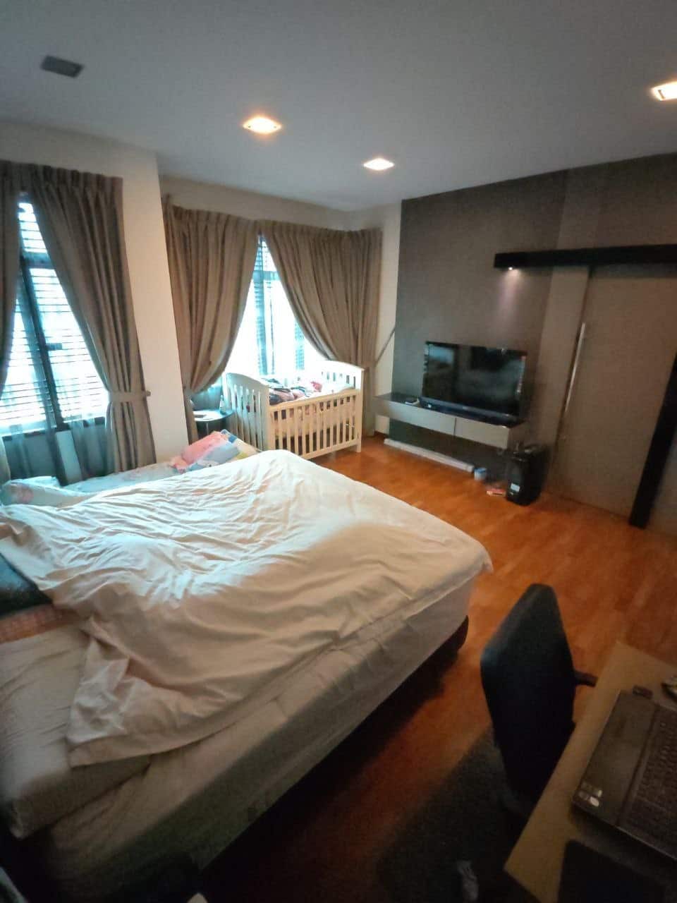 Double Storey Superlink Terrace Taman Molek Grove 7