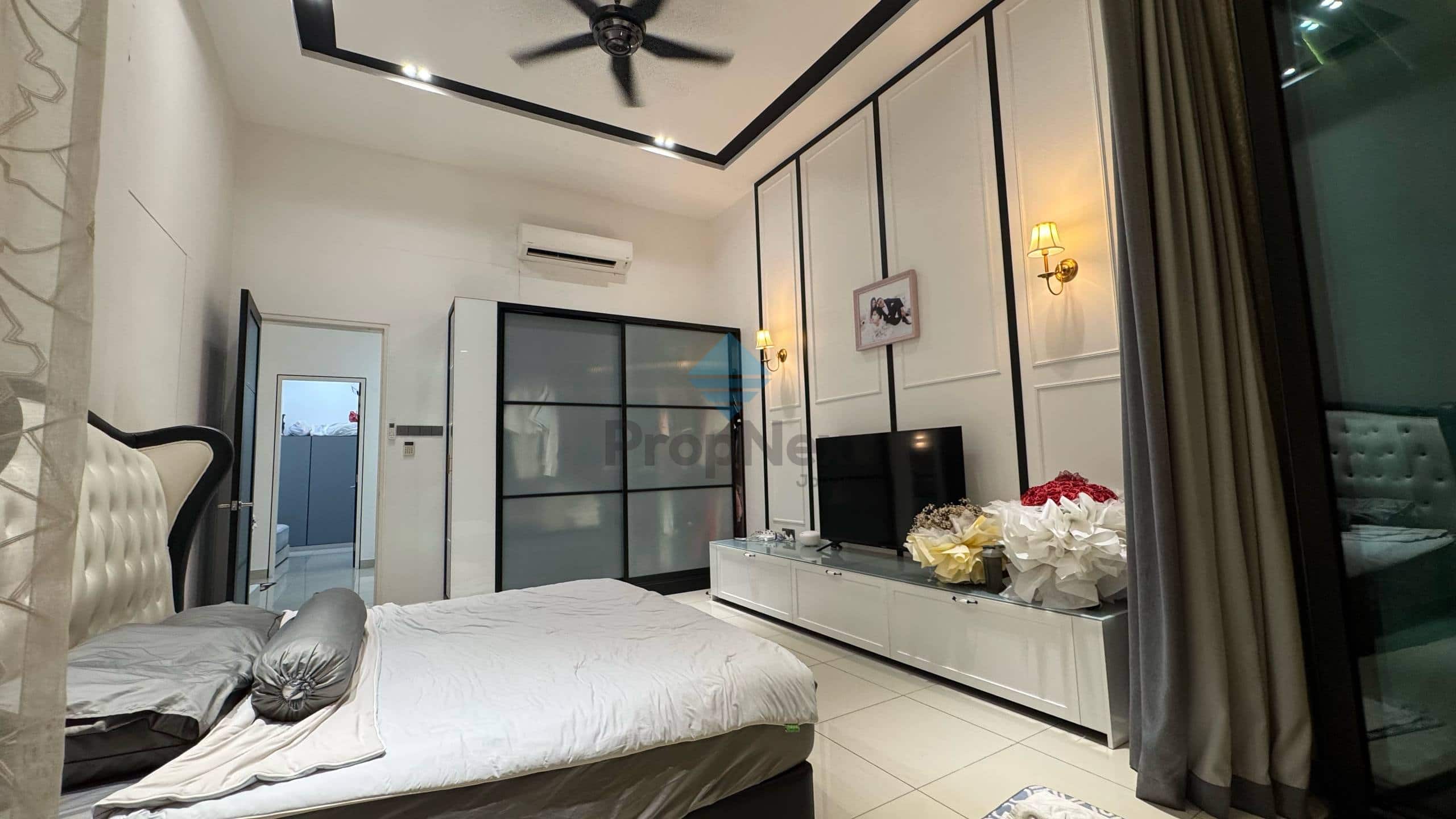 Double Storey Super Link House Seri Austin - Jade 2 4