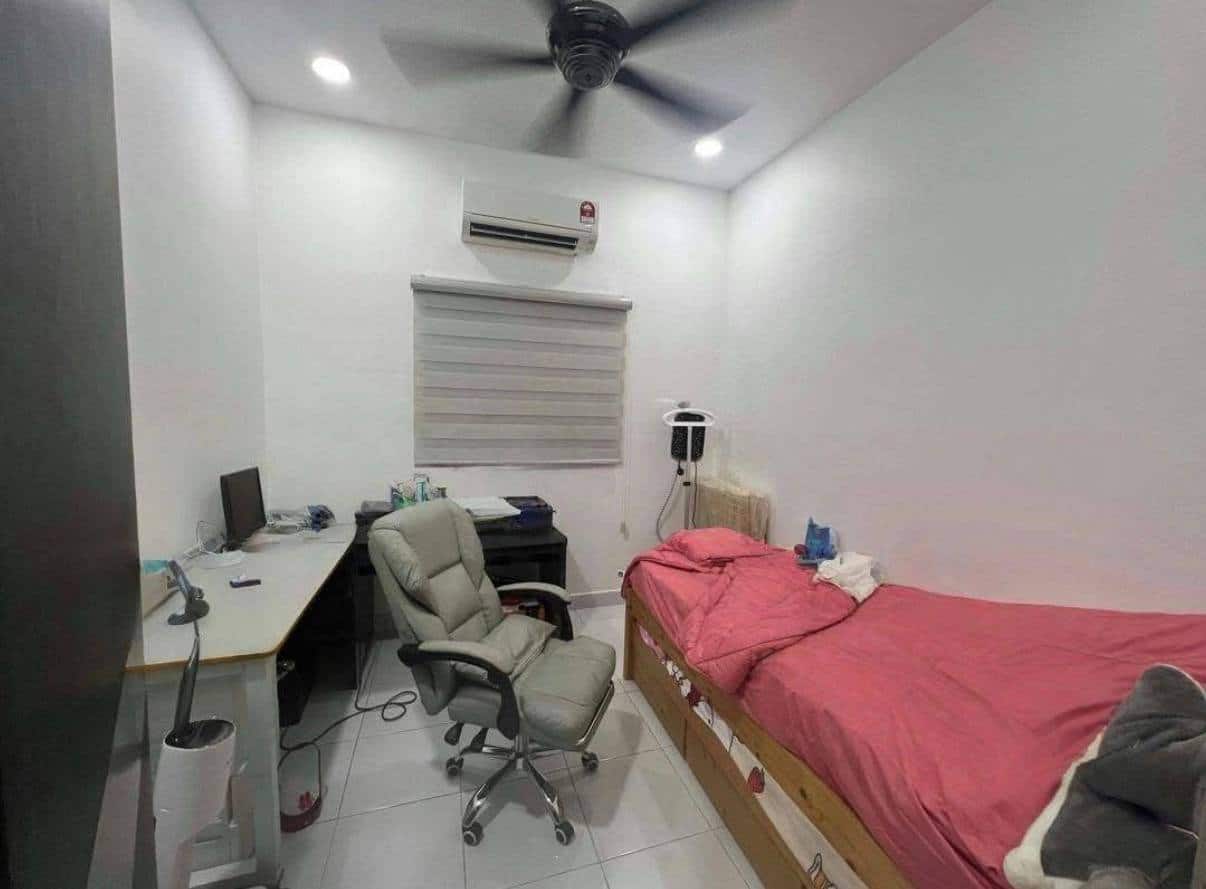 Medium Cost Double Storey Laman Indah 4