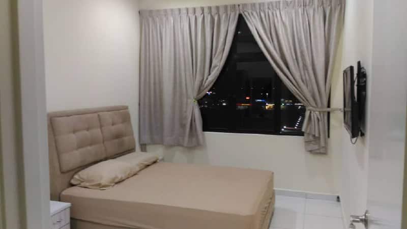 Condo Bukit Indah 5