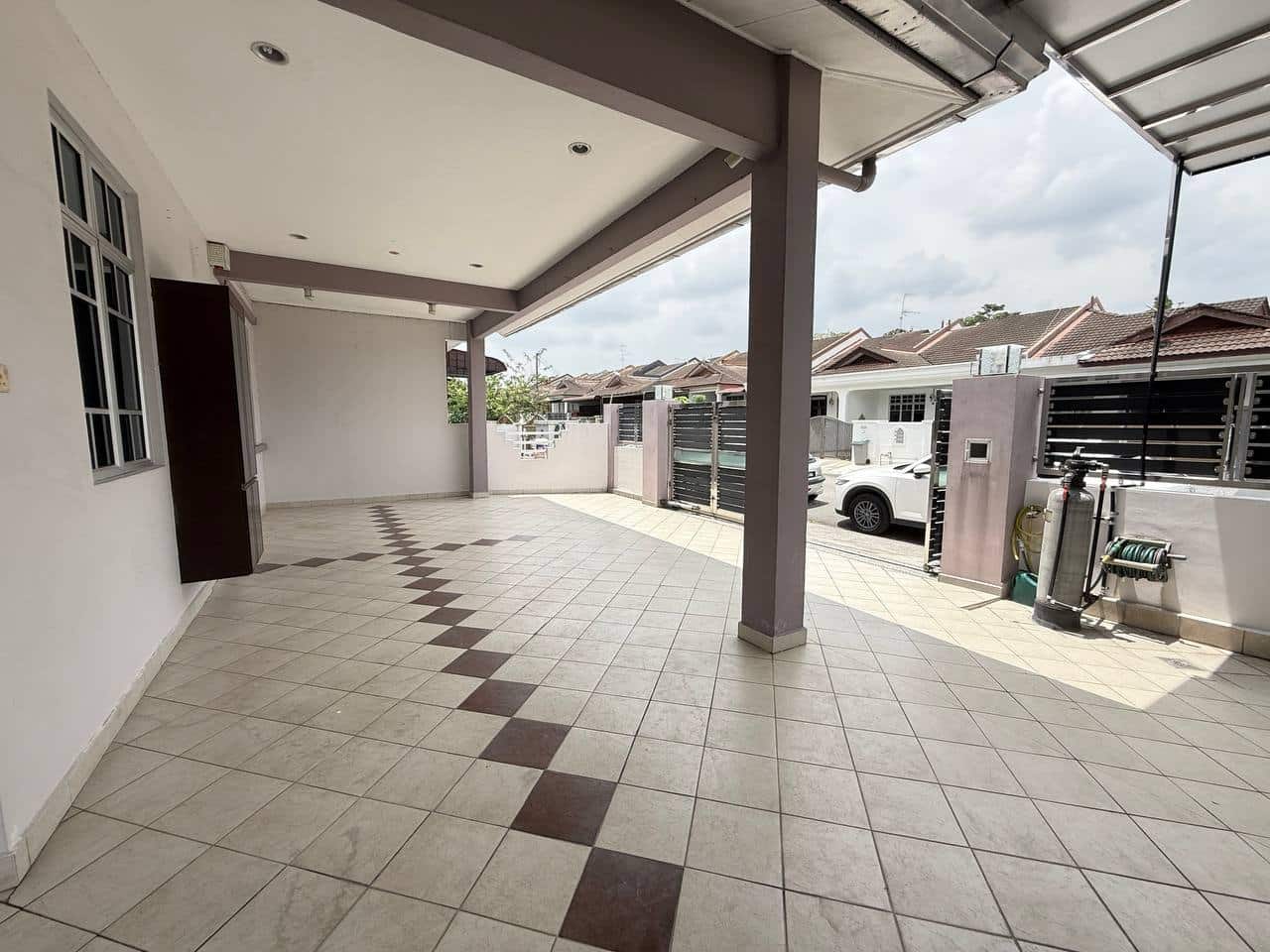 Single Storey Corner Lot Taman Setia Indah 4